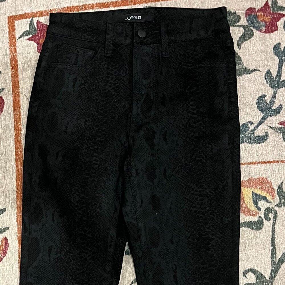 Joe's Jeans, Snakeskin Denim,  Size 25